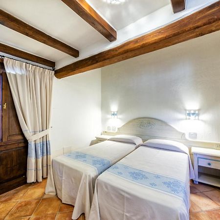 סאן תאודורו Hotel Costa Caddu מראה חיצוני תמונה