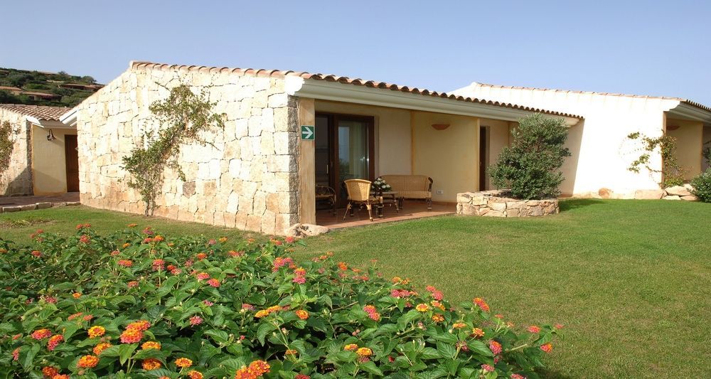 סאן תאודורו Hotel Costa Caddu מראה חיצוני תמונה