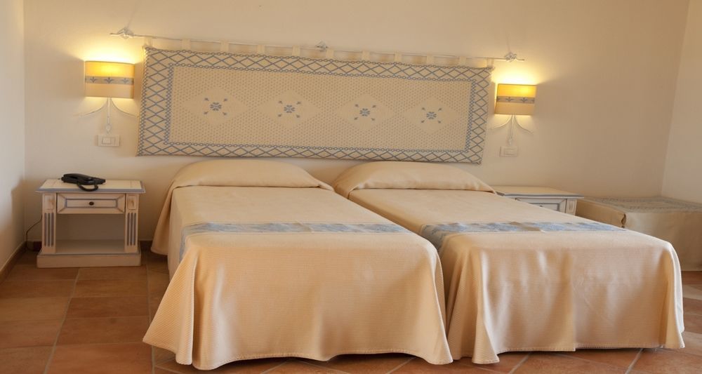 סאן תאודורו Hotel Costa Caddu מראה חיצוני תמונה
